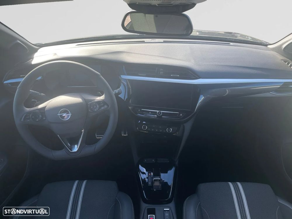 Opel Corsa 1.2 T GS - 11