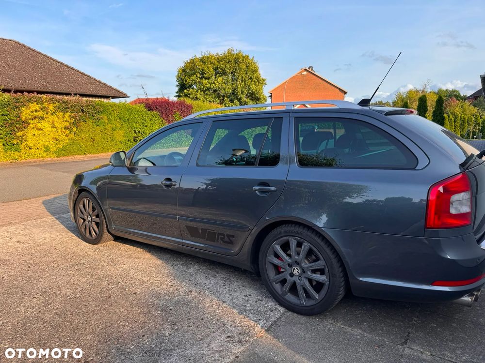 Skoda Octavia 2.0 TFSI RS DSG - 6
