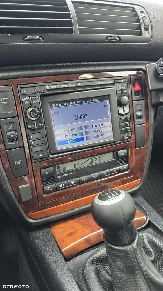 Volkswagen Passat 1.9 TDI 4Mot Highline - 13