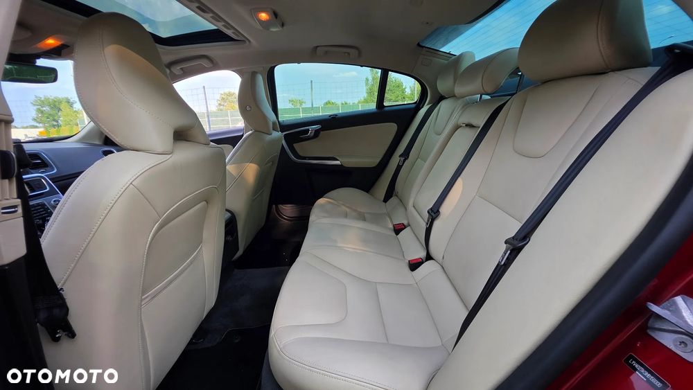 Volvo S60 T5 Geartronic Summum - 15