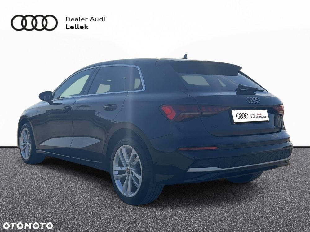 Audi A3 Sportback - 8