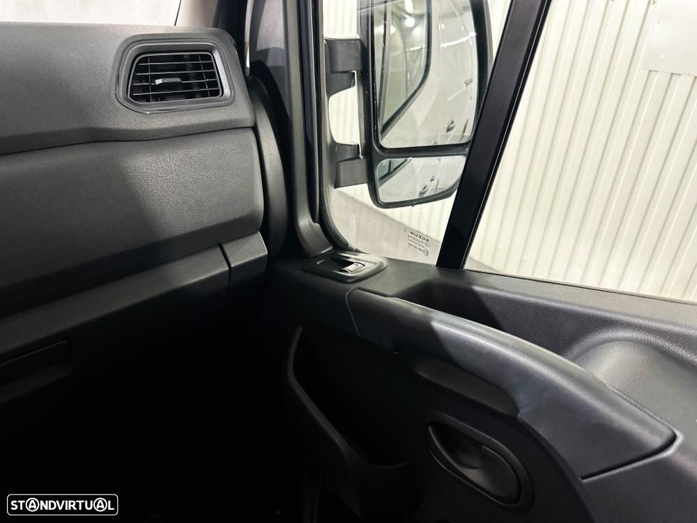 Renault Master L2H2 Confort Auto - 26