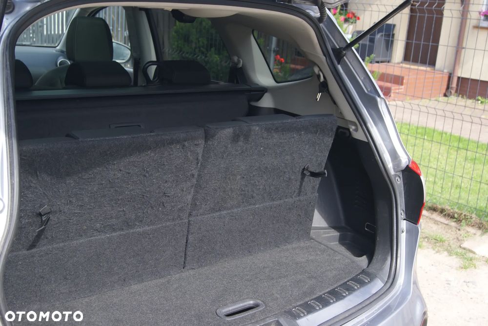 Nissan Qashqai+2 2.0 360 - 11