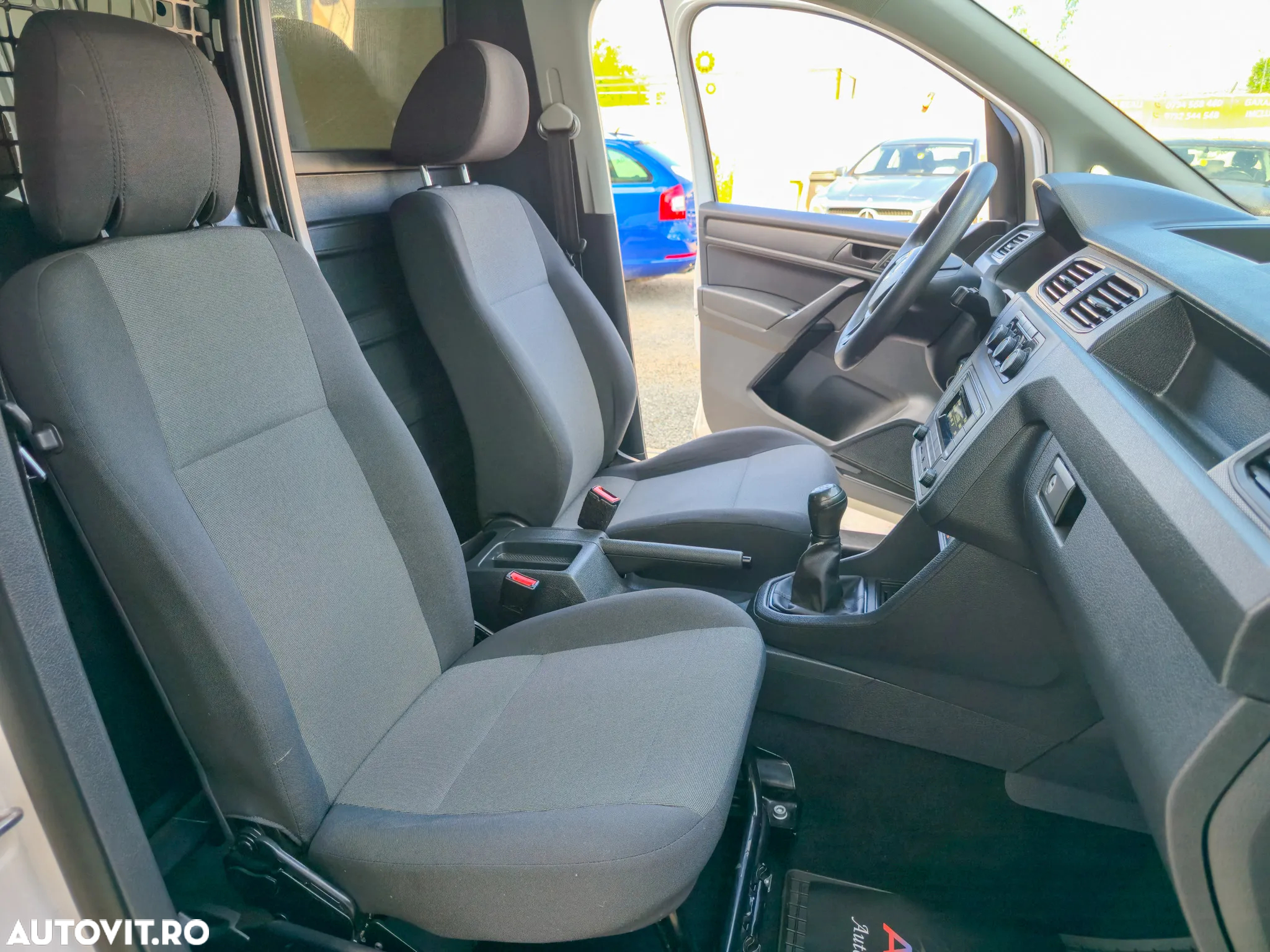 Volkswagen Caddy 2.0 TDI 75 kW - 12