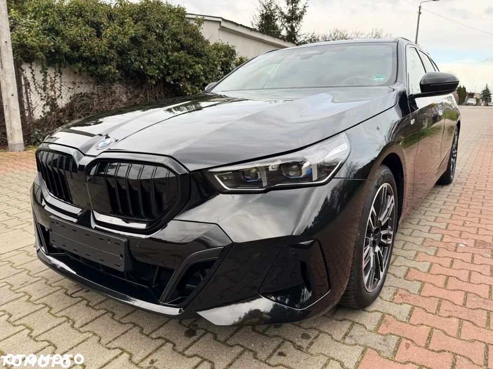 BMW Seria 5 520i mHEV M Sport - 1