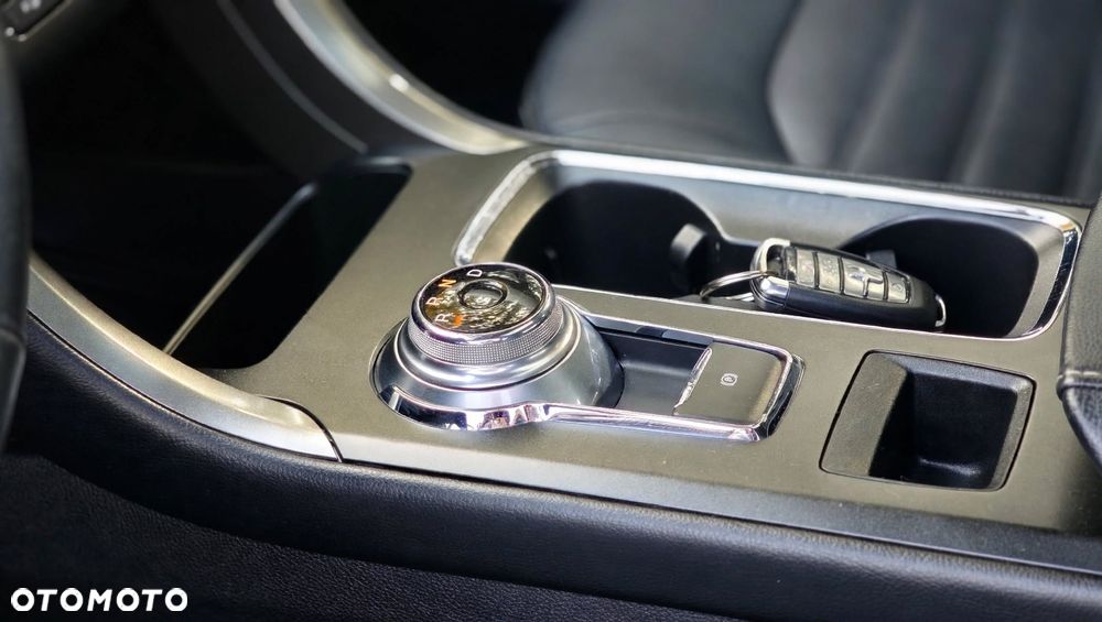 Ford Fusion 2016