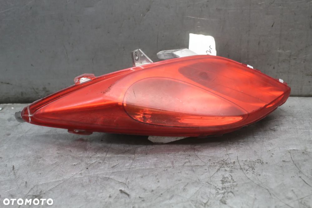 Yamaha Xmax X Max 125 12r Lampa tył tylna lewa - 1