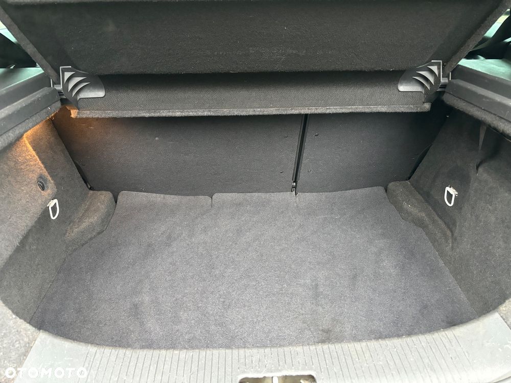 Opel Astra OPC Nürburgring Edition - 24