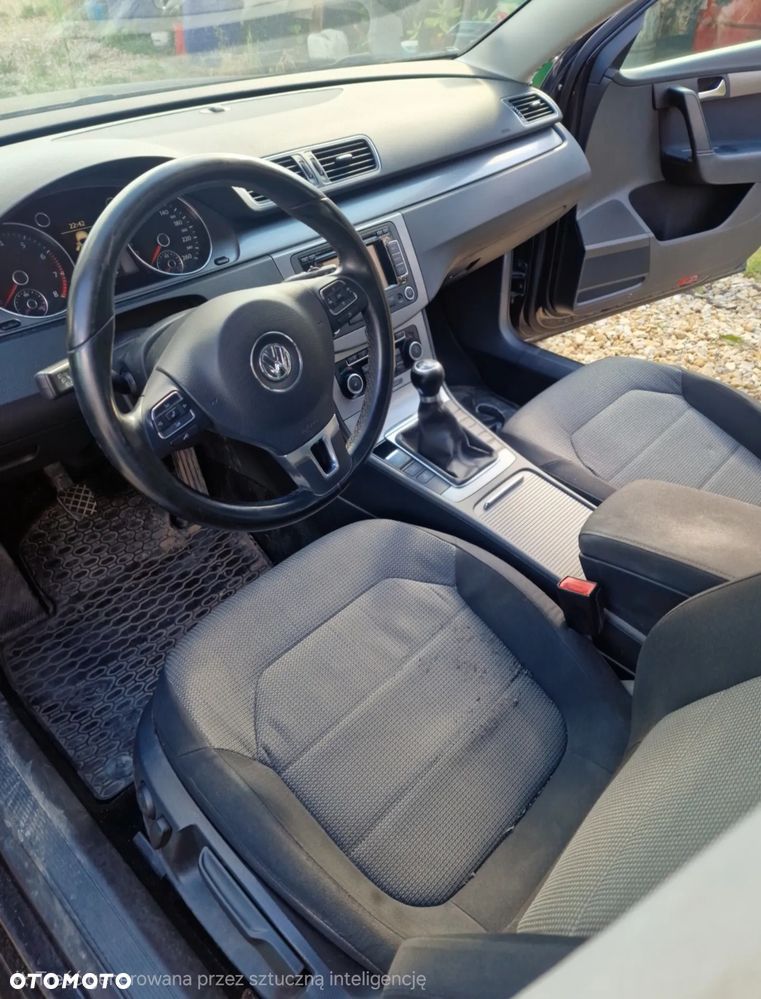 Volkswagen Passat 1.8 TSI Comfortline - 4