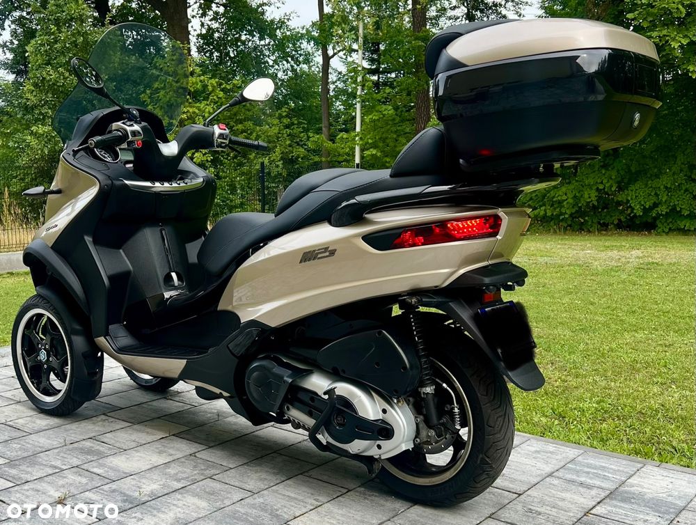 Piaggio MP-3 - 6