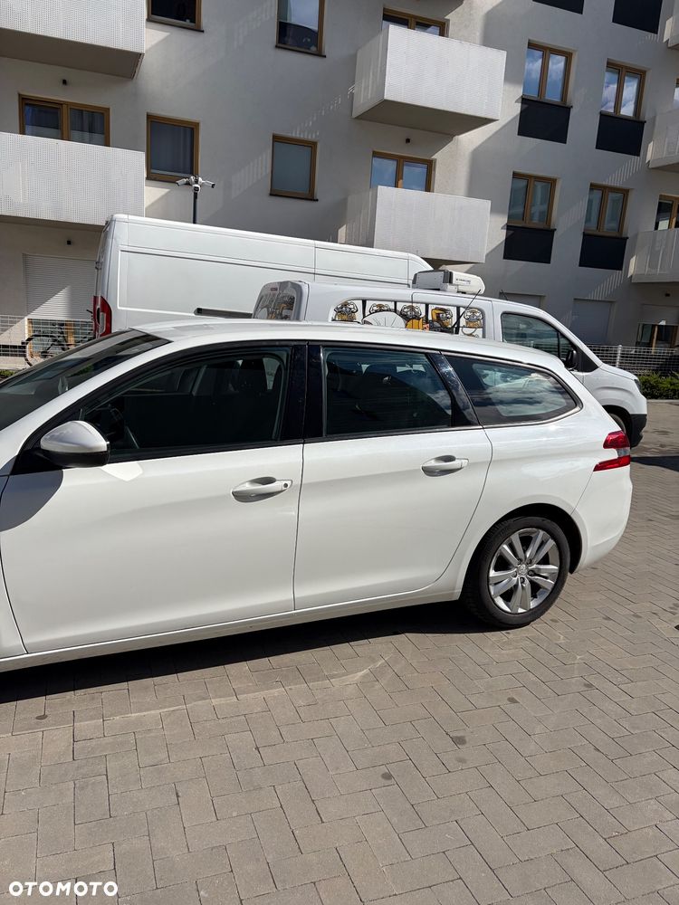 Peugeot 308 - 11