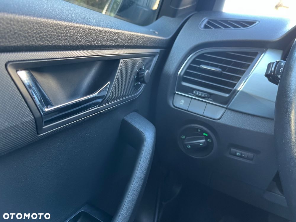Skoda Fabia 1.0 TSI Ambition Plus DSG - 28