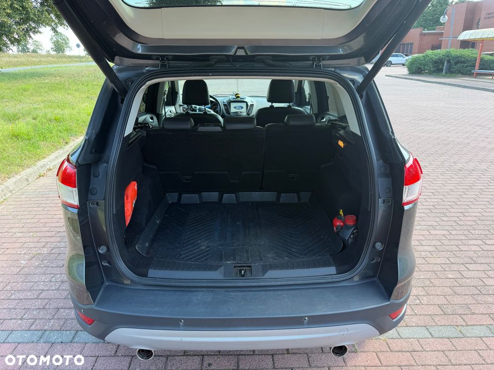Ford Kuga 2.0 TDCi FWD Titanium - 12
