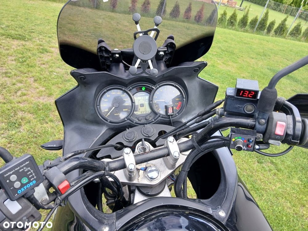 Suzuki V-STROM - 11