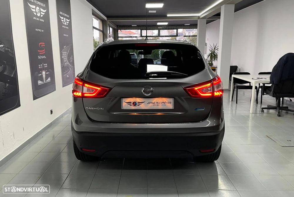 Nissan Qashqai 1.5 dCi 360 S - 13