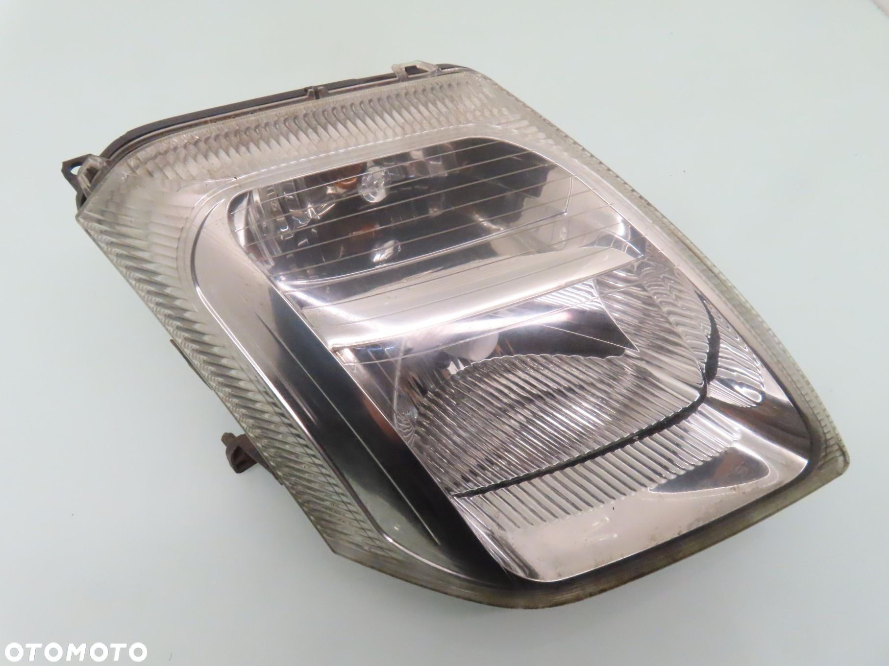 LAMPA PRAWA PRZEDNIA CITROEN C2 9680128180 - 7