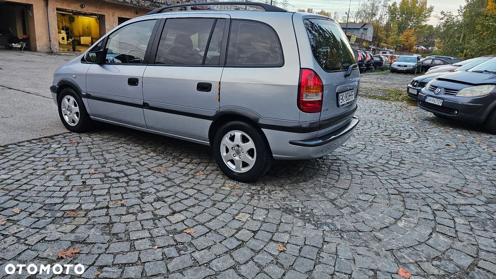 Opel Zafira - 5