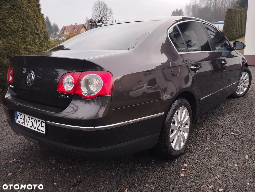 Volkswagen Passat 2.0 TDI DPF Comfortline - 5
