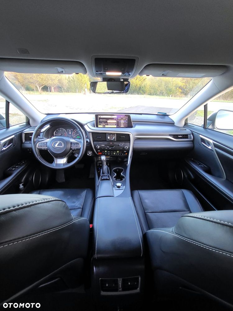Lexus RX - 11