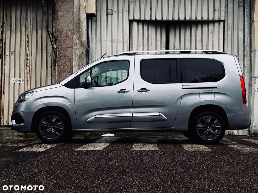 Toyota Proace City Verso 1.2 D-4T Family - 2
