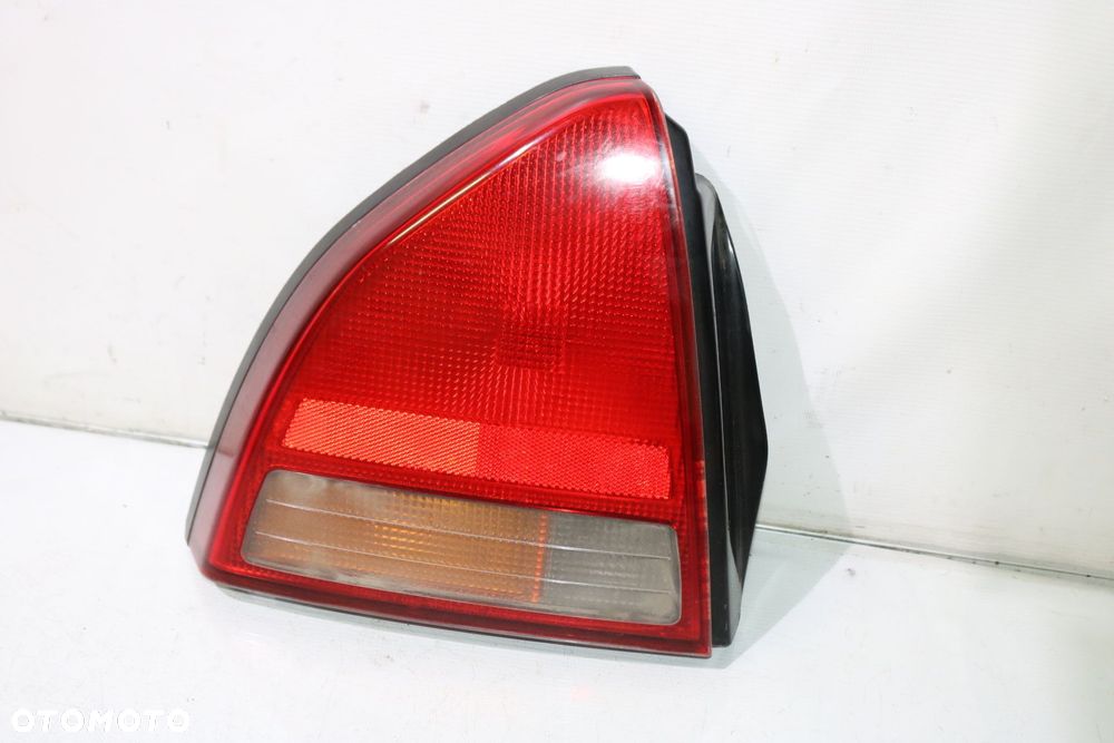 LAMPA LEWA TYLNA TYŁ HONDA PRELUDE - 1
