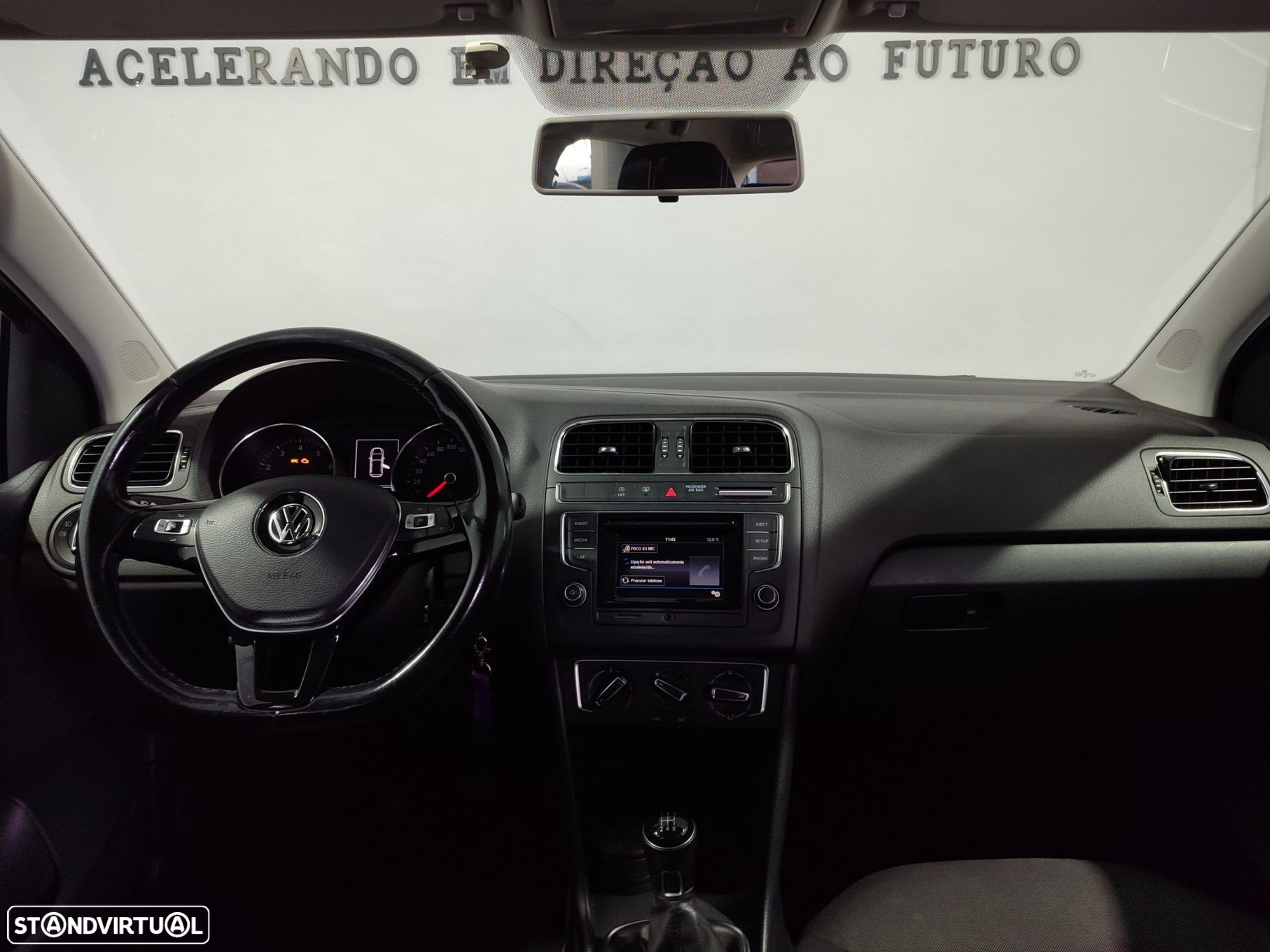 VW Polo 1.0 Confortline - 19