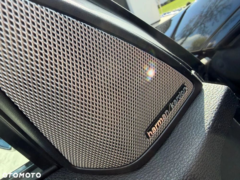 Mercedes-Benz Klasa E 200 CGI BlueEFFICIENCY Automatik Avantgarde - 23