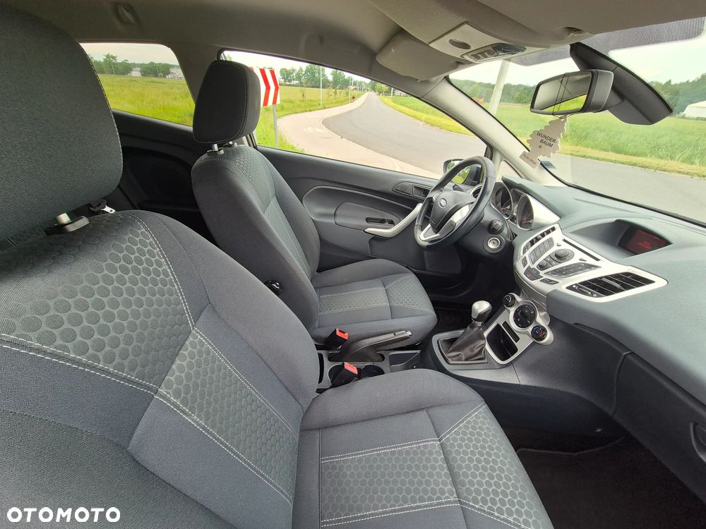 Ford Fiesta 1.25 Titanium - 22