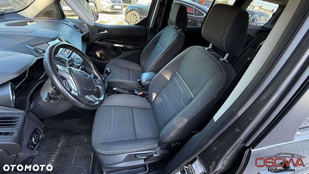 Ford Tourneo Connect Grand - 17