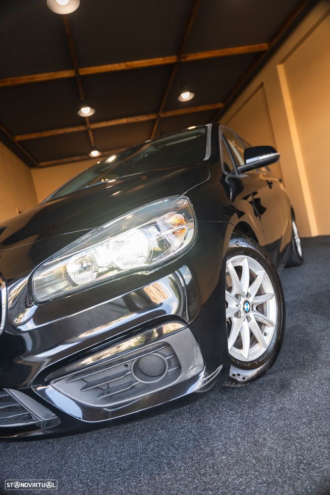 BMW 214 Active Tourer d - 21