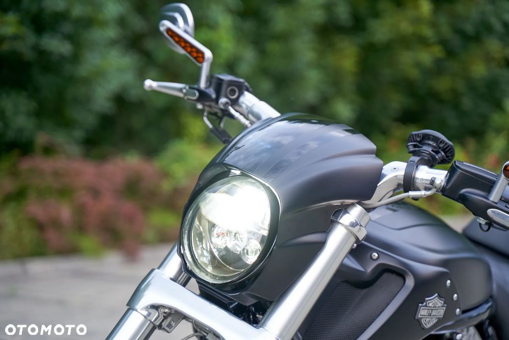 Harley-Davidson V-Rod Muscle - 10