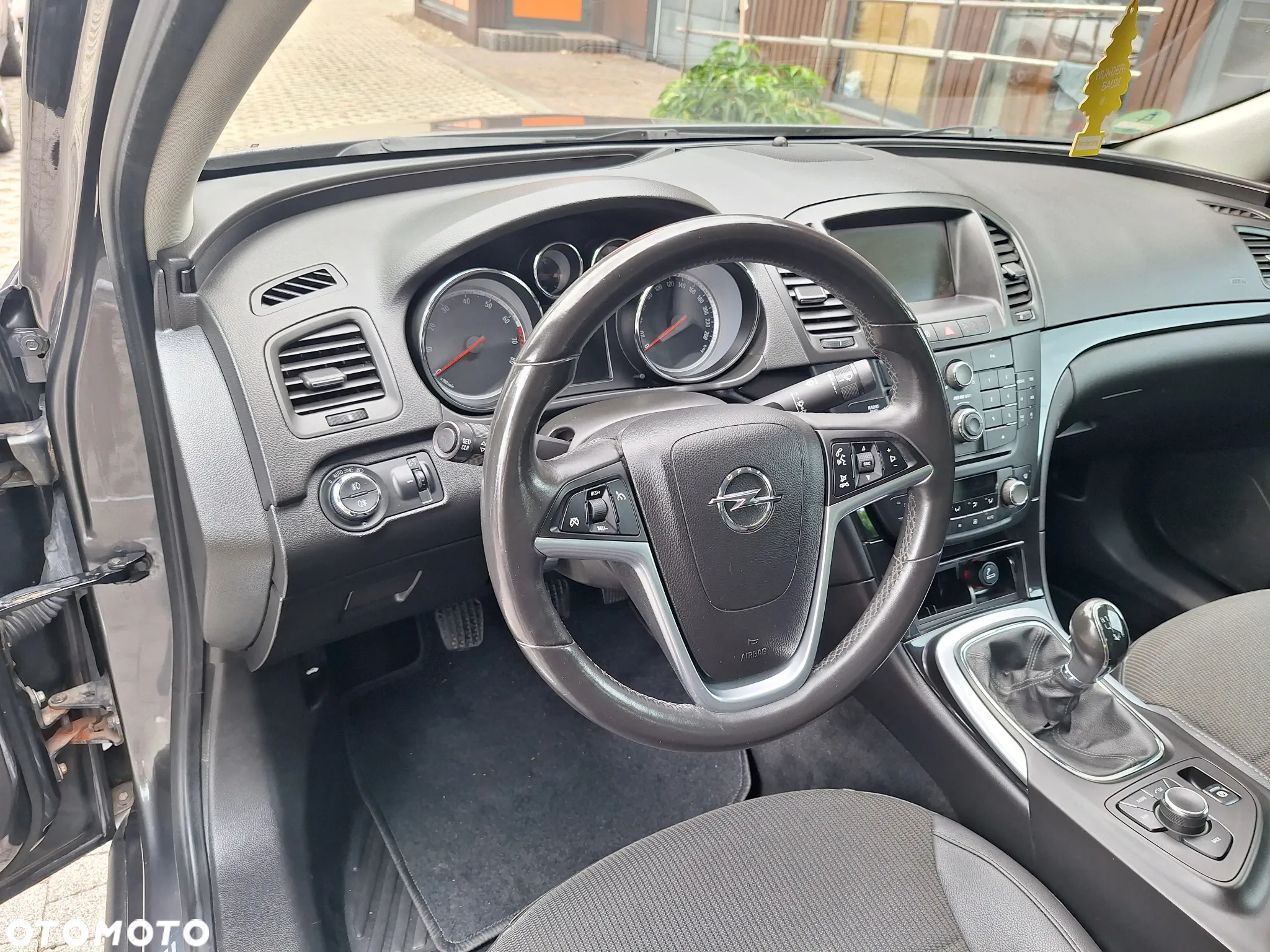 Opel Insignia 1.6 Turbo Cosmo - 21