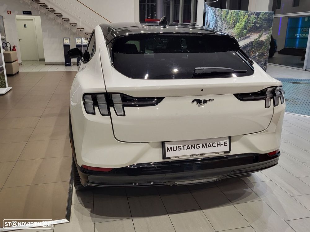 Ford Mustang Mach-E 98.7 kWh Premium - 23