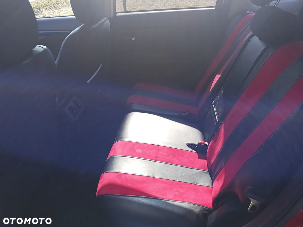 Mitsubishi Outlander 2.0 Intense 4WD CVT - 11