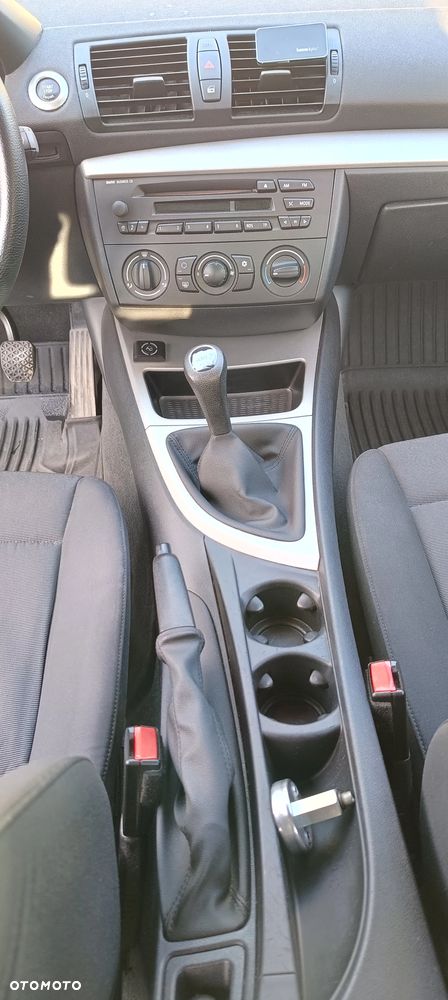 BMW Seria 1 116i - 8