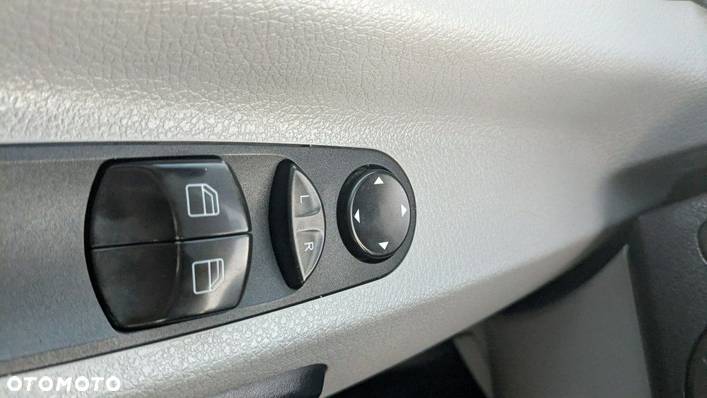 Volkswagen Crafter - 24