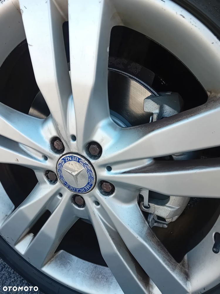 Mercedes-Benz Klasa R 320 CDI L 4-Matic - 22