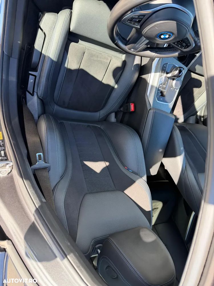 BMW Seria 3 320e Aut. M Sport - 9