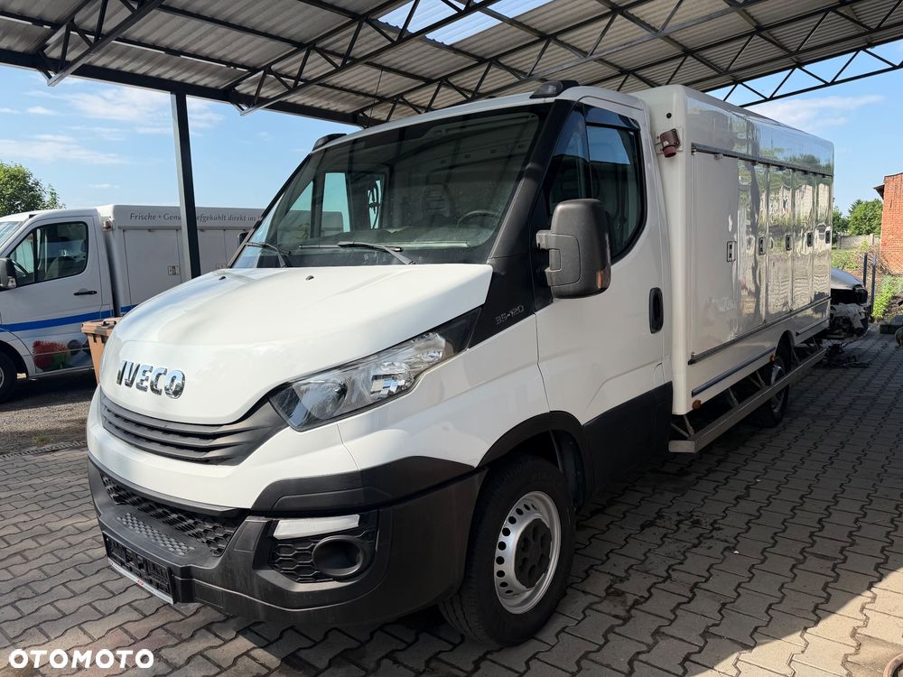 Mercedes-Benz sprinter - 16