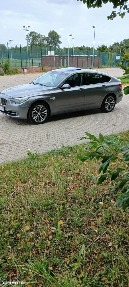 BMW Seria 5 530d xDrive - 14