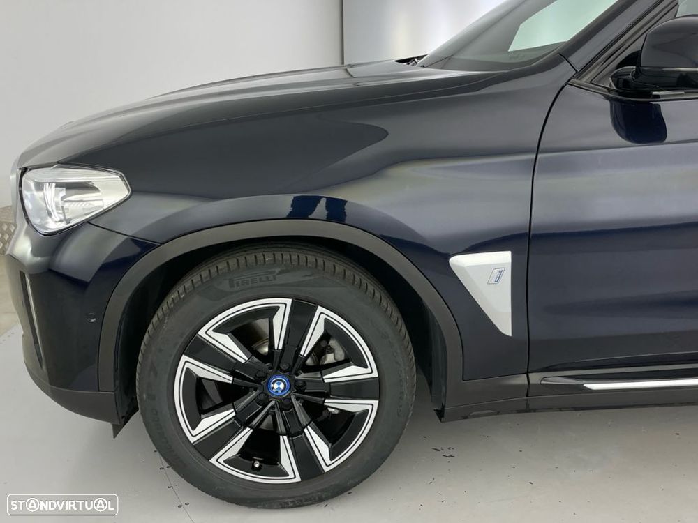 BMW iX3 Inspiring - 20