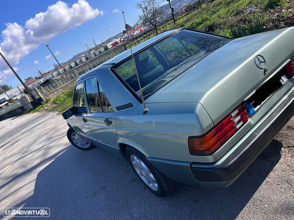 Mercedes-Benz W123 (1976-1986) ver-1-8-td-boston - 3