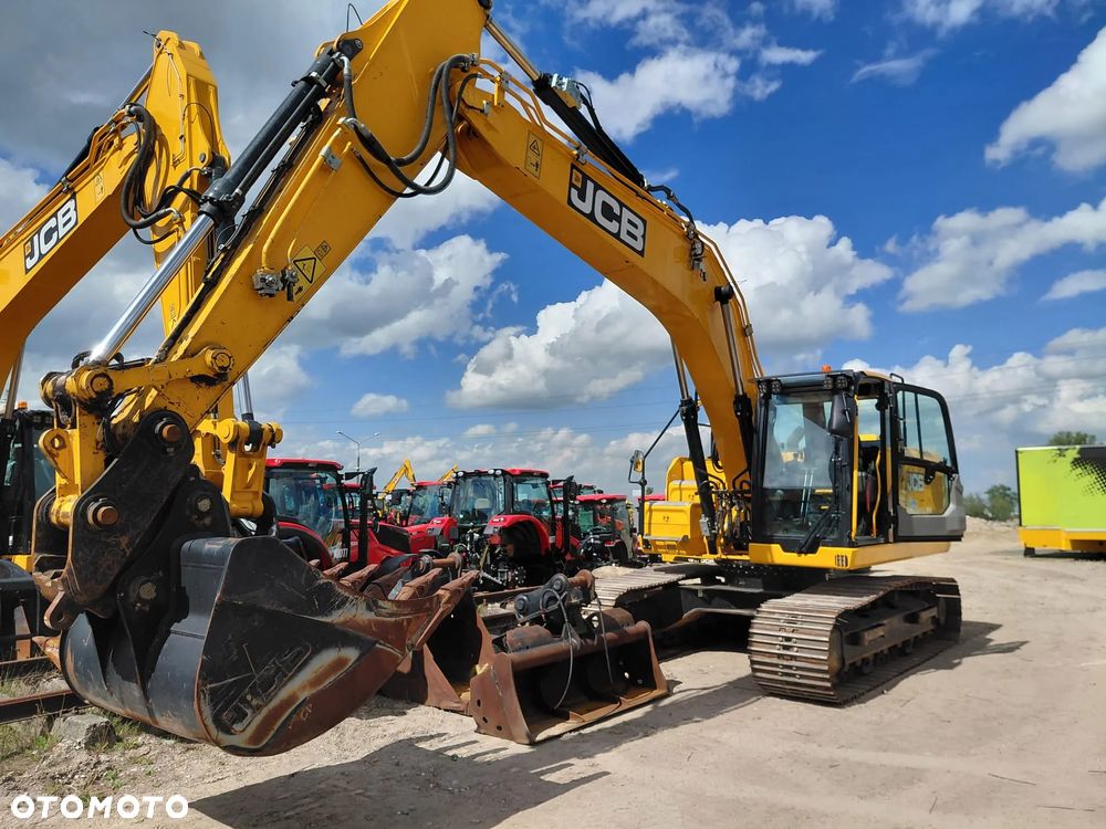 JCB JS220X - 3