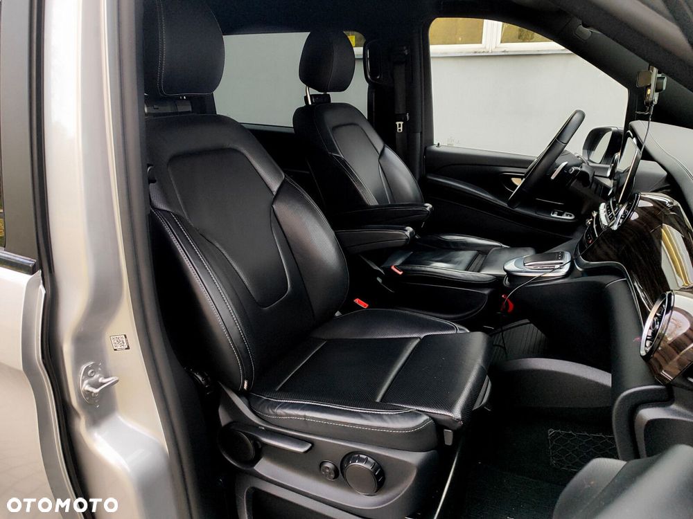 Mercedes-Benz Klasa V - 13