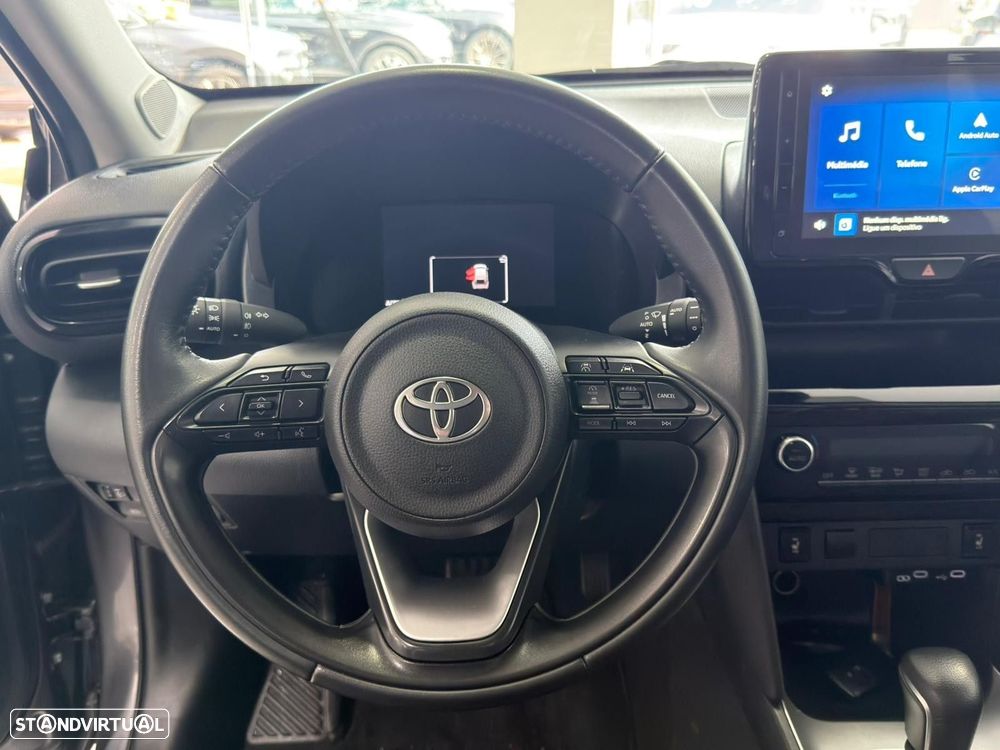 Toyota Yaris Cross 1.5 HDF Comfort Plus - 8