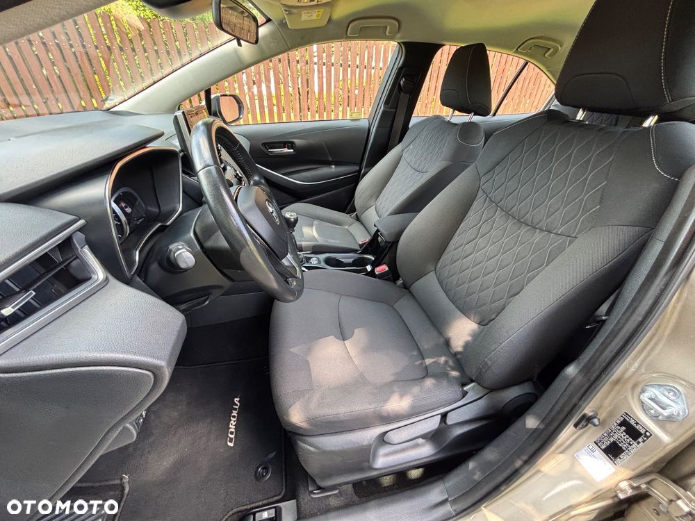 Toyota Corolla 1.5 Comfort - 16