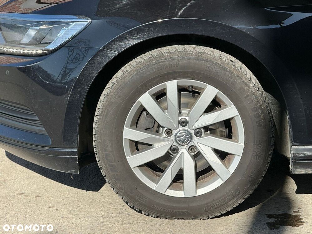 Volkswagen Passat - 9