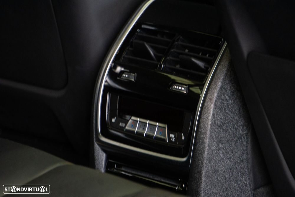 BMW X5 45 e xDrive Pack M - 41