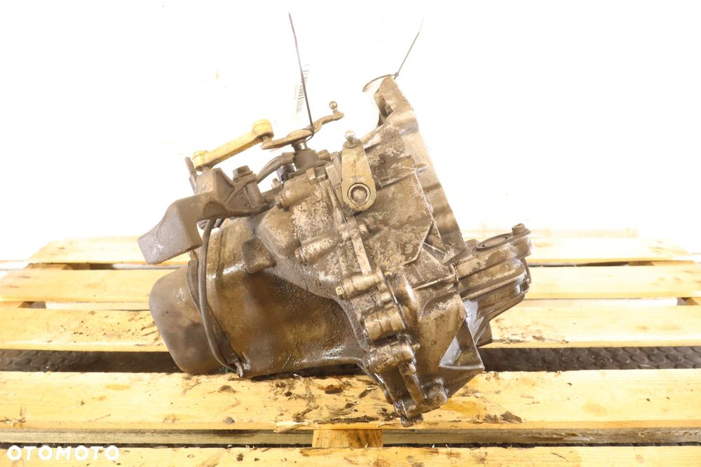 SKRZYNIA BIEGÓW 5 BIEGOWA CITROEN C4 I 1.4 20CQ15 - 5