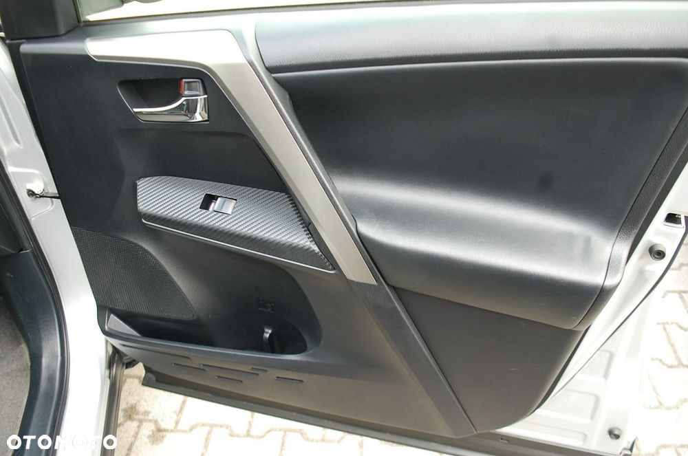 Toyota RAV4 - 31